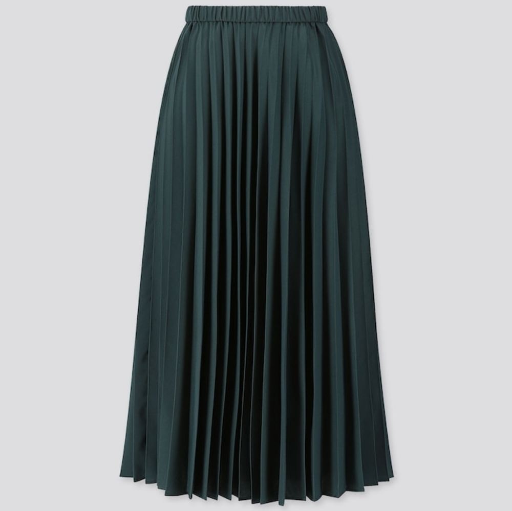 Pleated Maxi skirt